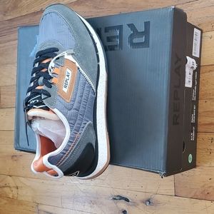 Replay shoes for men 👞 SIZE 9 color gray and orange  🍊  color